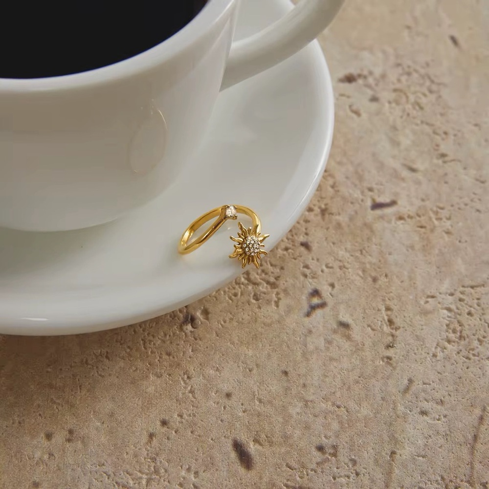 18K Gold Plated Adjustable Sun Ring - Picture 6 of 9